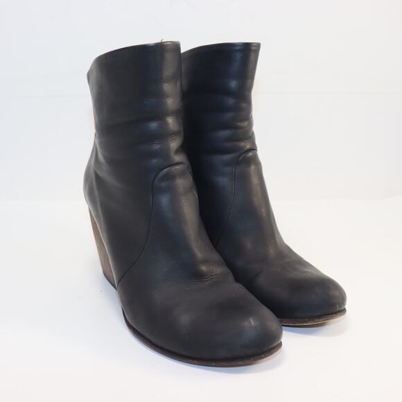 Coclico Black Leather Wedge Ankle Boots Made in Spain Size 37 (US6-6.5) - Picture 1 of 8